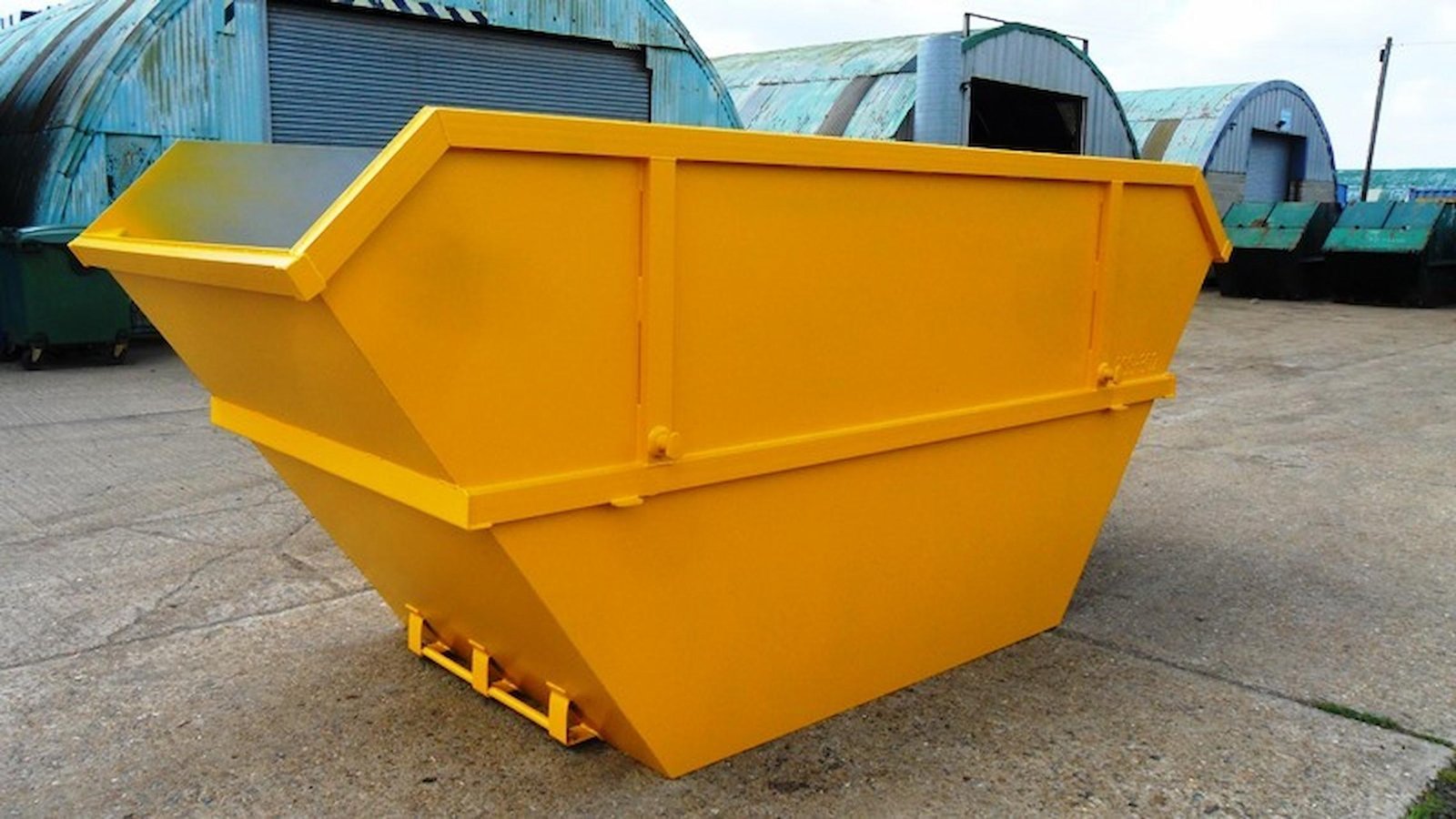 Three Reasons To Hire Skip In High Wycombe