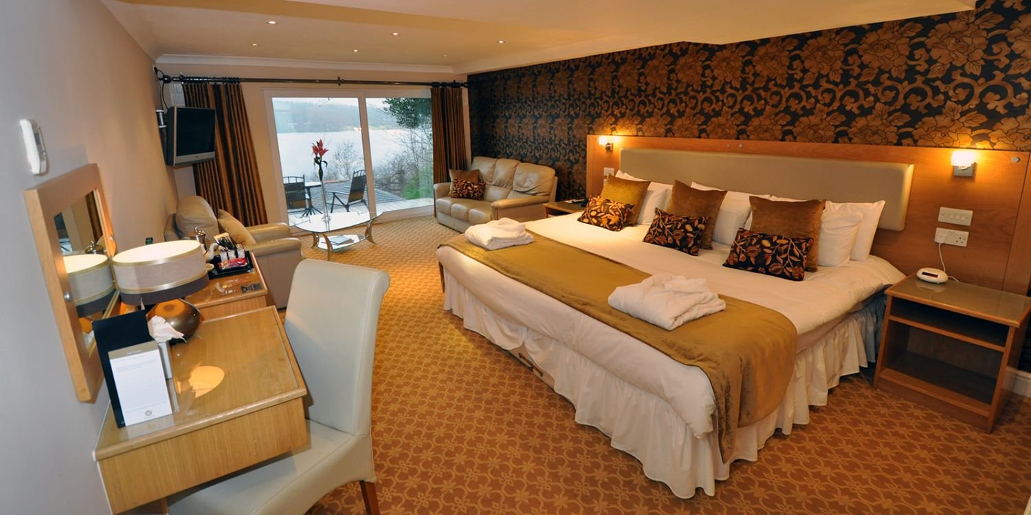 What To Consider And Avoid While Booking A Hotel