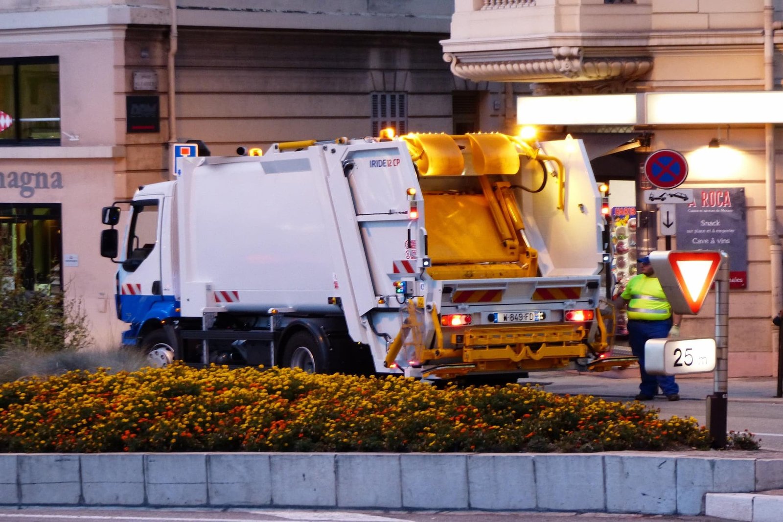 Junk Removal Des Moines IA: Affordable Services for Homes and Businesses
